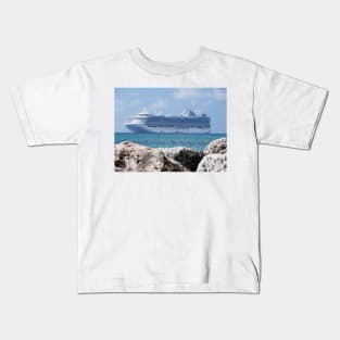 Emerald Princess anchored out Kids T-Shirt